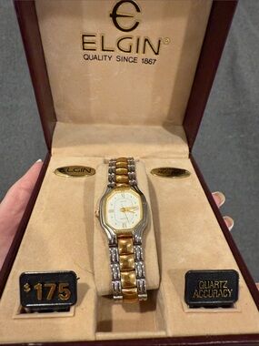 Vintage Elgin Two-Tone Women's Quartz Watch - Gold & Silver color
